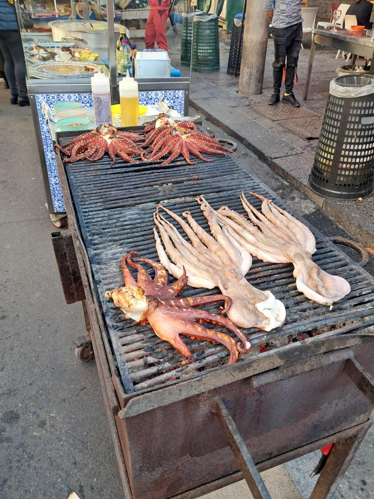 Pesce fresco locale mercato siciliano